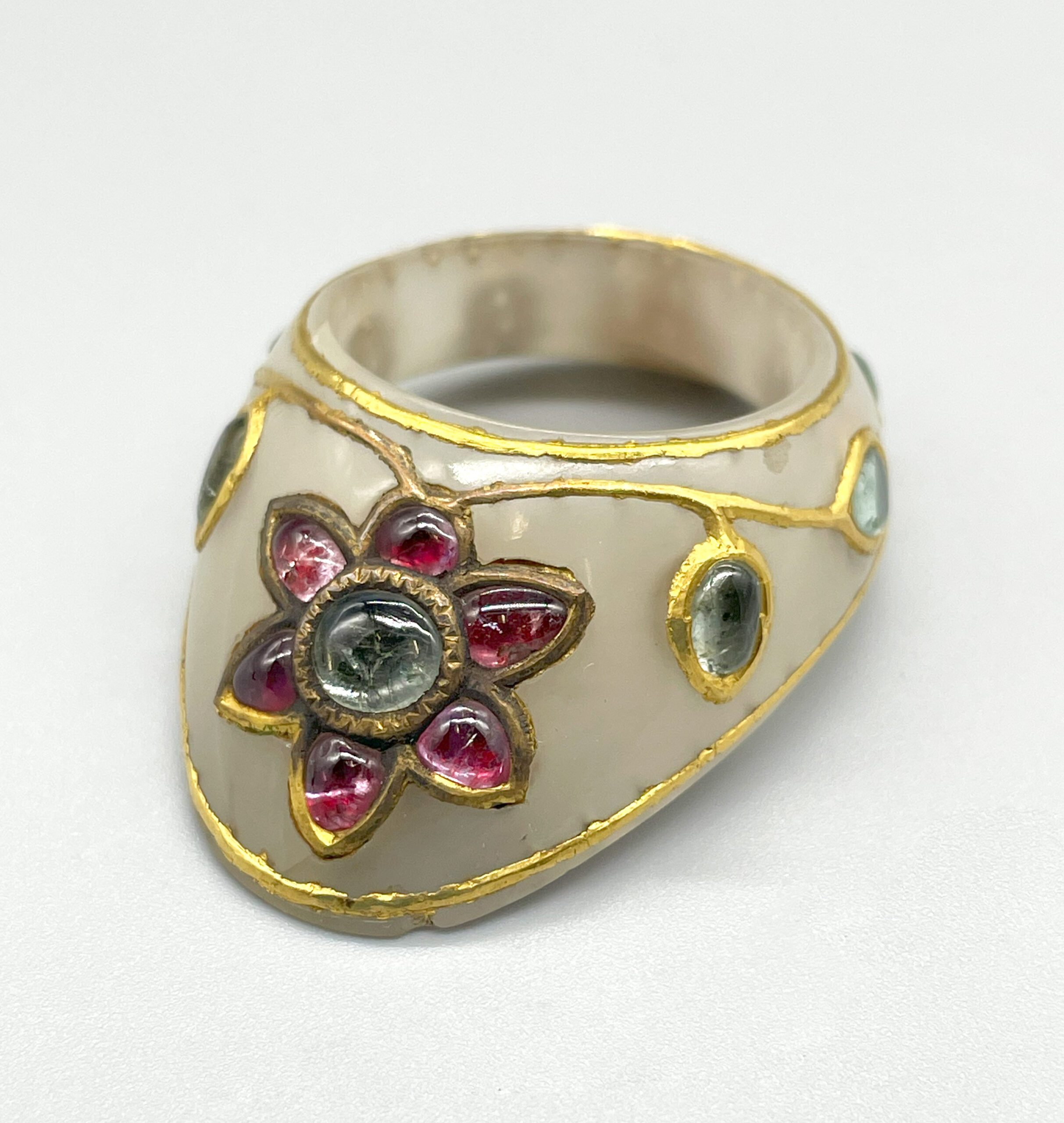 Artist(s) unknown (India), Archer’s Ring, 17th century, jade inlaid with gold, rubies and diamonds. Gift of Brainerd B. Thresher, 1942.124.85